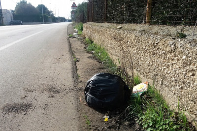 I volontari della Gepa puliscono l’agro di Villaggio Belgiovine