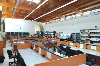 biblioteca sala lettura biblioteca sala lettura