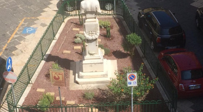 Più verde in città. Riqualificata la piazzetta di Via sant&rsqu...