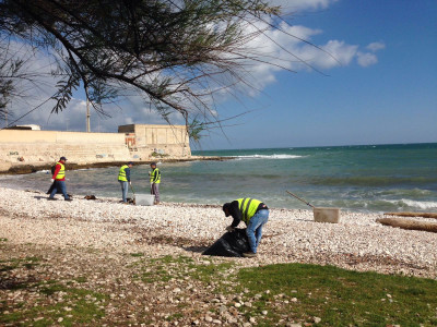 pulizia spiagge16 pulizia spiagge16